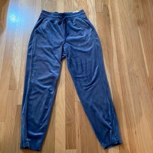 NWT Victoria Secret PINK Sz. Small Velour Track Pant